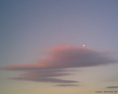 Nuages, la lgret de la Lune  Antonio DE MORAIS  2008.jpg