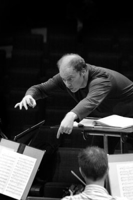  Giandrea Noseda