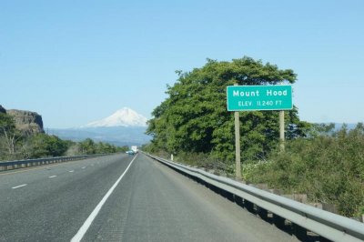 Mt Hood  sign on I-84.JPG
