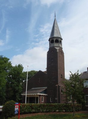 Tienhoven, voorm geref kerk, 2008.jpg