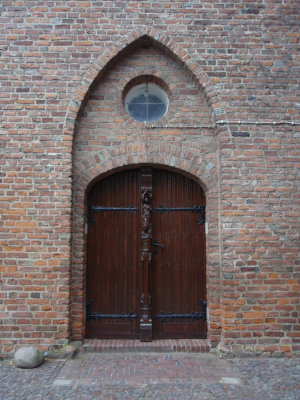 Gorssel. prot kerk ingang, 2008.jpg