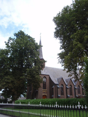 Olburgen, RK kerk, 2008.jpg