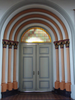 Steenderen, RK kerk deur binnenzijde, 2008.jpg
