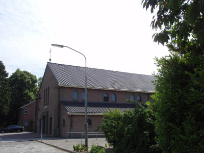 Emmerschans, RK kerk, 2008.jpg