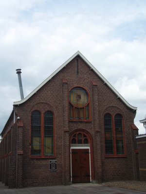 Hoogersmilde, voorm geref kerk, 2008.jpg