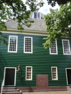Westzaan, doopsgez verm 21, 2008.jpg