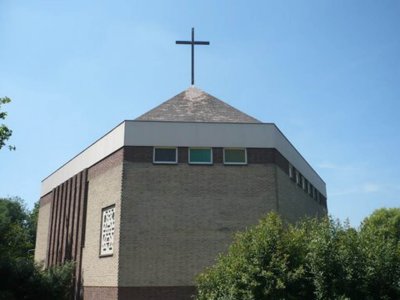 Sneek, nieuw apostolische kerk 2 [004], 2008.jpg