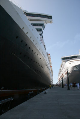 QM2 and Oceana. St. Kitts