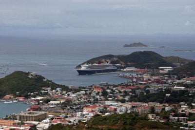 QM2, St.Thomas