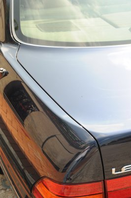 Waist line transforms slowly to a hidden spoiler on the Lugguage Compartment