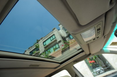 Even with a large Sun Roof, the car's noise level is still well maintained