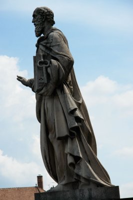 Statue infront of Eger cathedral