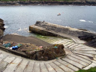 Oughig harbour.jpg