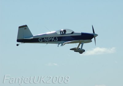 Vans RV-6 G-NPKJ