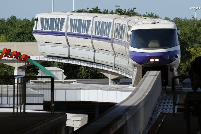 Monorail at Poly