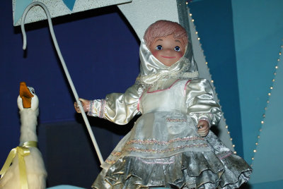 Small World 9