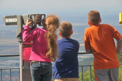 DSC_0558.jpg - Checking Out The View