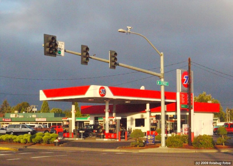 Standout service station