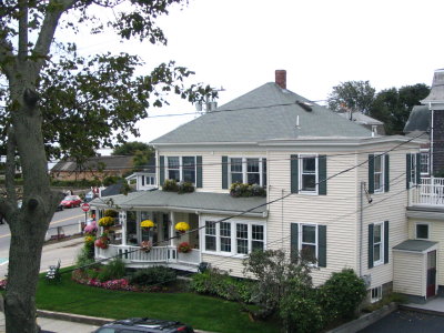 Pretty home on ocean at Plymouth Rock