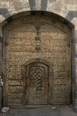 Damascus Fine door near khan Abdullah Azem 5227.jpg