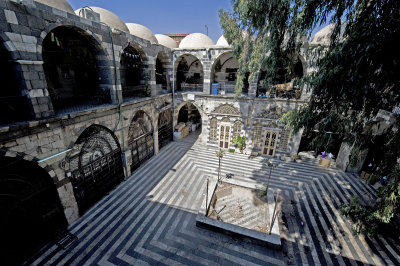 Damascus Khan al-Zait 5420.jpg