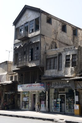 Damascus Aal al Bait street house 5352.jpg