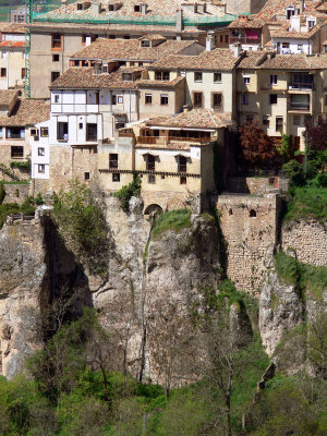 Casas colgadas