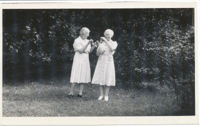 Aunt Sarah Wiant Felicia Greenville 1942.jpg