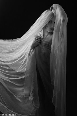 kb-ghostly01-web.jpg