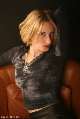 kb-taidye-gray01-web.jpg