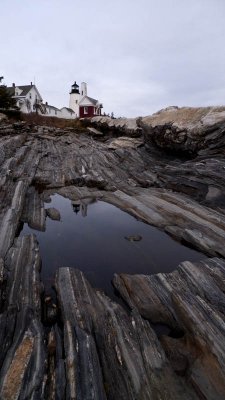 Ron's back to his Pemaquid Poet's group and I'm back to visit the sites.