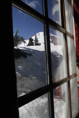 The back windows look out on the peak of Hood.