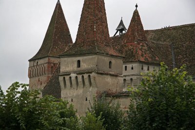 fortified church in Mosna