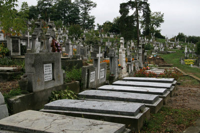 graveyard in Medias