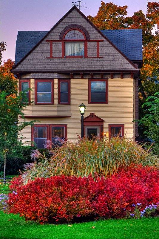 House On Ferry Circle