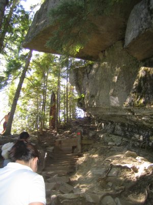 Giant rock overhang