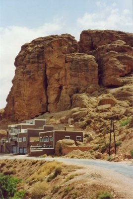 083 - Dadestal - Haus am Felsen.jpg