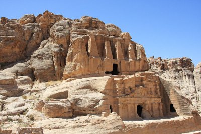 Tthe Obelisk tomb, on the walk-in trail