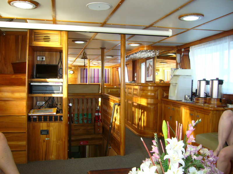 Tip Top II interior