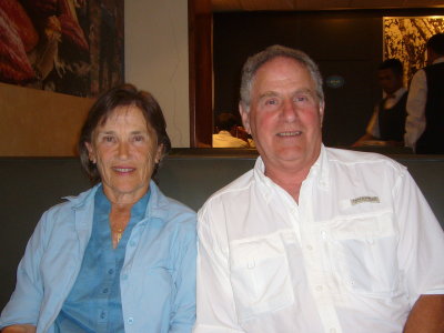 Jane and Bob at dinner in Guayaquil