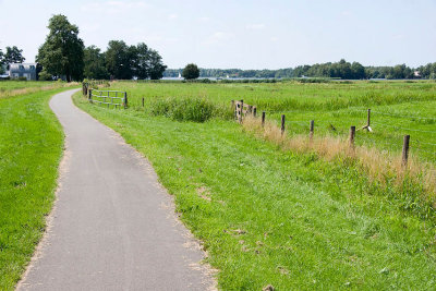 bike path towards Paterswoldsemeer