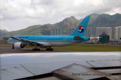 Korean Airlines at Hongkong International Airport
