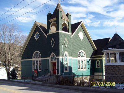 E Main St Church