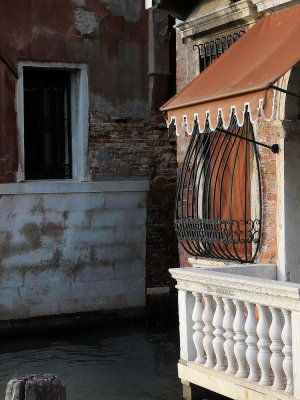 Balcon pour Romeo venitien -1160154.jpg
