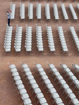 Dresden-70695-Chaises et photo.JPG