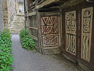 Portes (Doors) Aveyron Rouergue Aubrac Albigeois Larzac