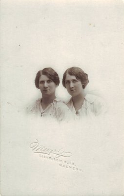 Frank's sisters, Muntz Glenferrie Rd Malvern