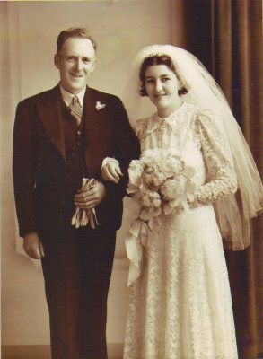 Pansy Mitchell and Bob Hay's wedding day