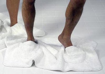 bathmatSlippers.bmp