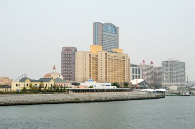 Universal Port Hotel